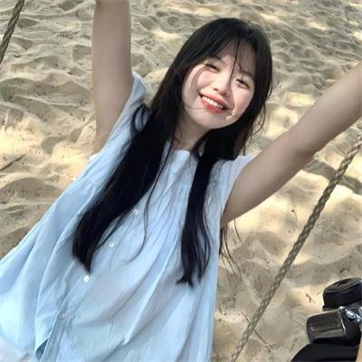 头山 海报